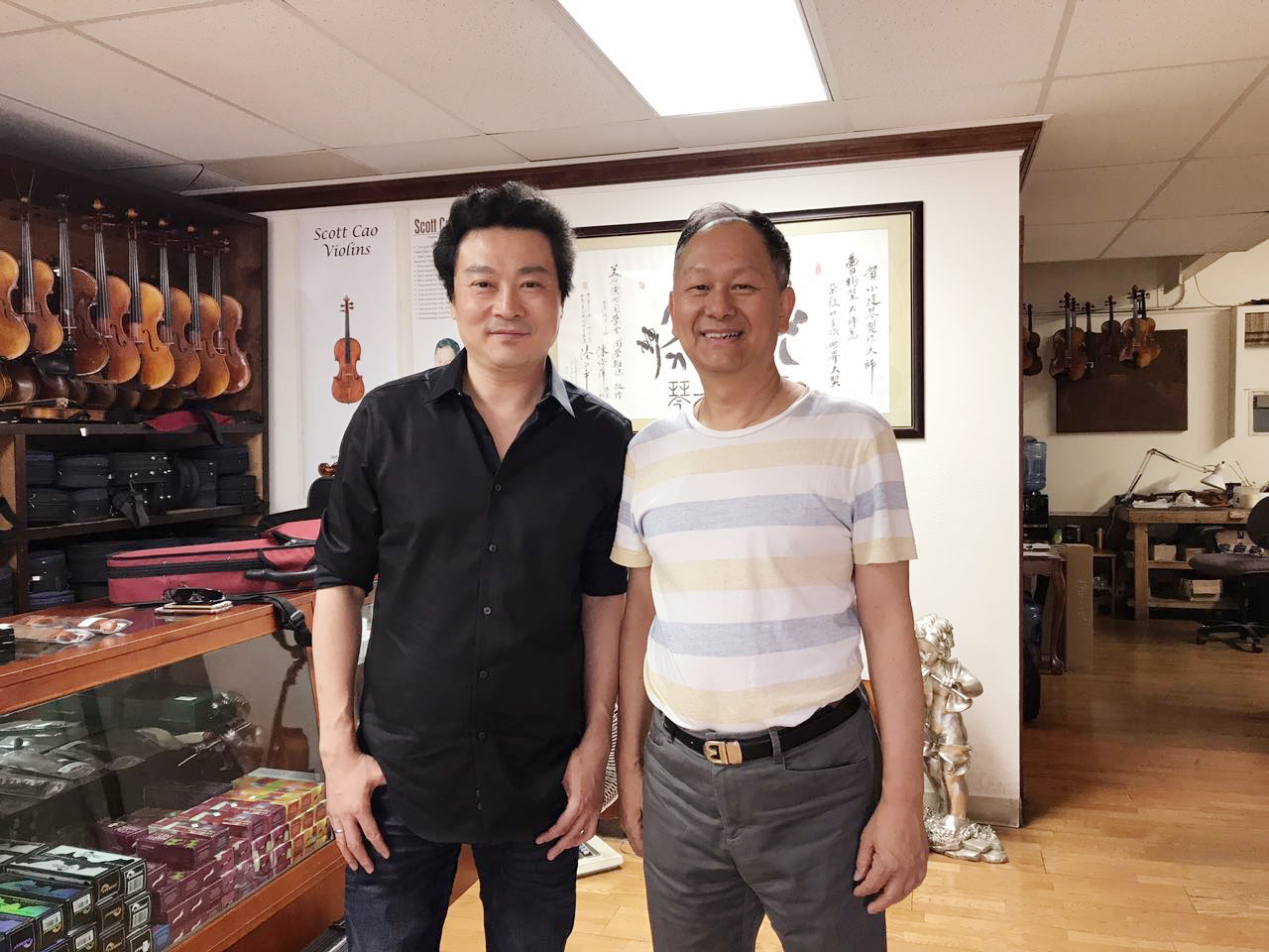 吕思清老师（左）与曹树堃先生（右）