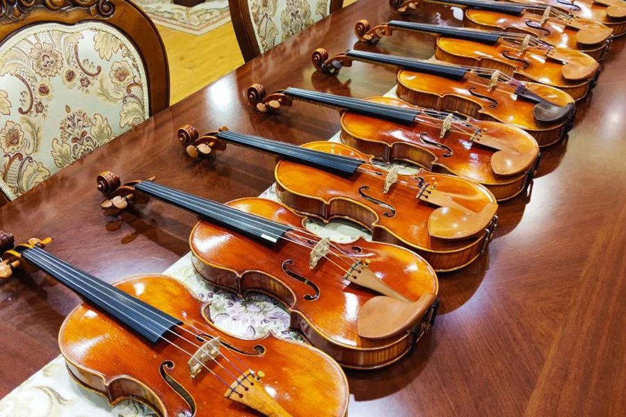 提琴的声音无力发软，而且反应迟钝，应该如何调整？